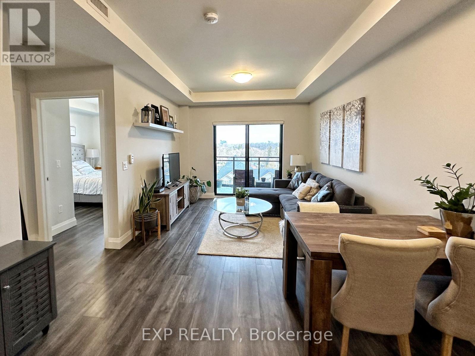 507 - 30 Hamilton Street S, Hamilton, Ontario  L8B 1V8 - Photo 3 - X12550030