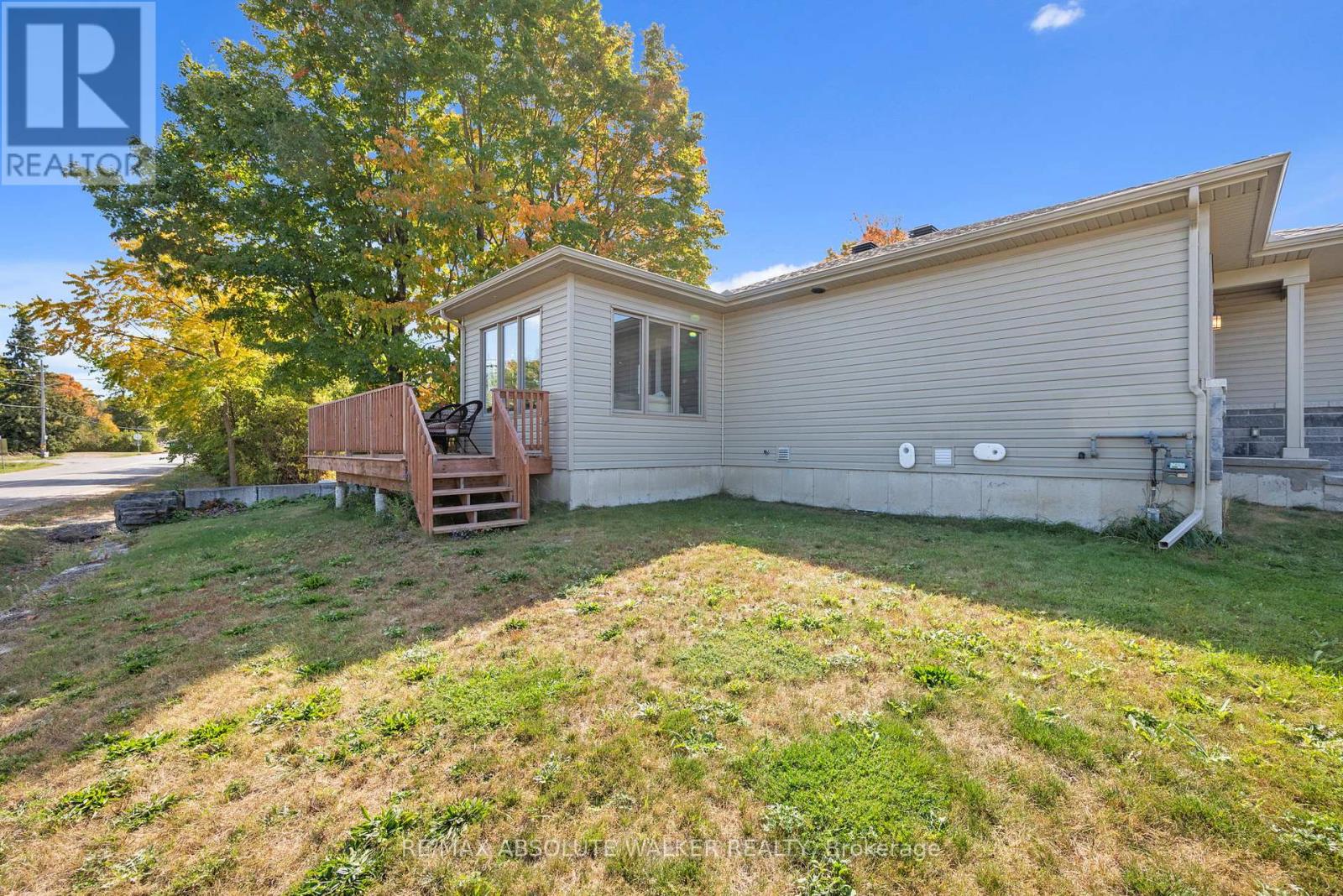 102 Sophie Lane, Merrickville-Wolford, Ontario K0G 1N0 - Photo 18 - X12550086