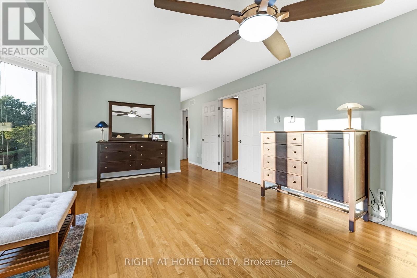 6196 Ravine Way, Ottawa, Ontario  K1C 2W4 - Photo 23 - X12550102