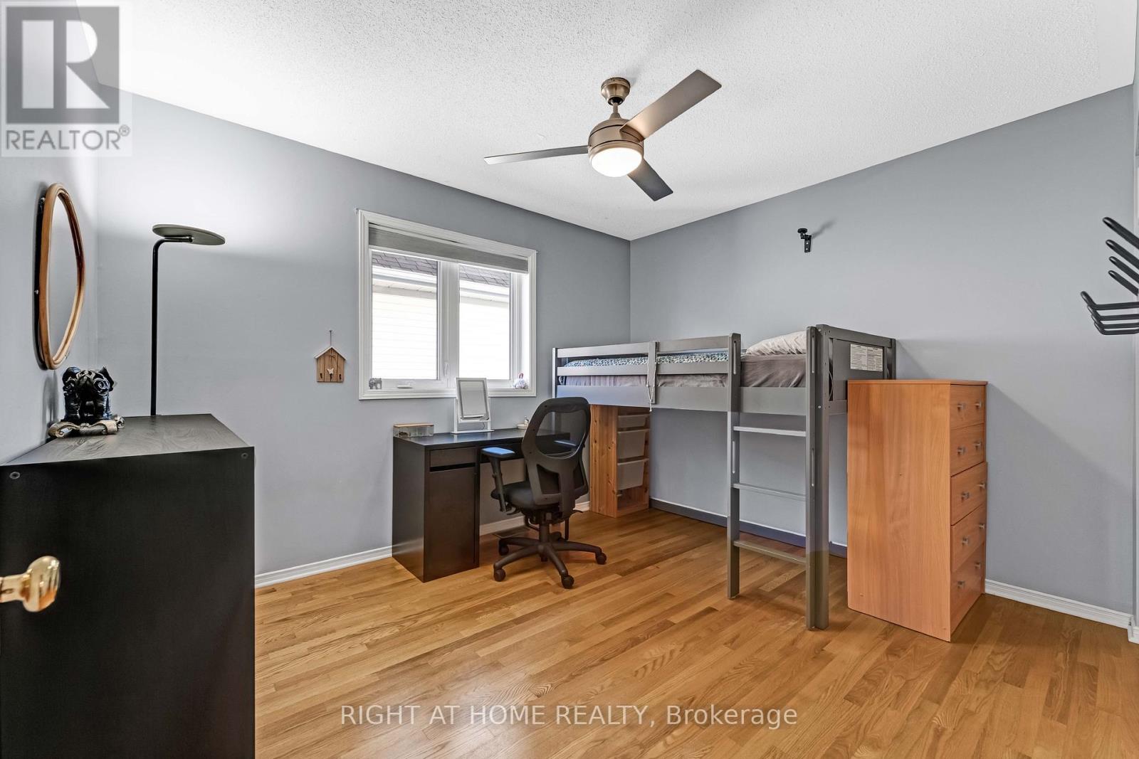 6196 Ravine Way, Ottawa, Ontario  K1C 2W4 - Photo 25 - X12550102