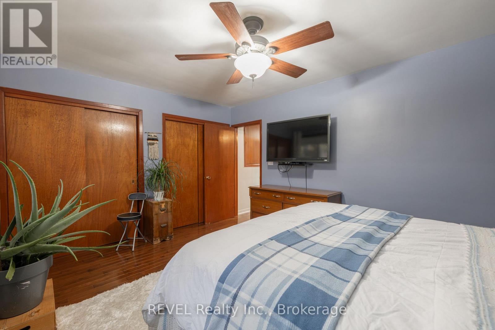 11 Lindbergh Drive, Fort Erie, Ontario L2A 2Z5 - Photo 18 - X12550066