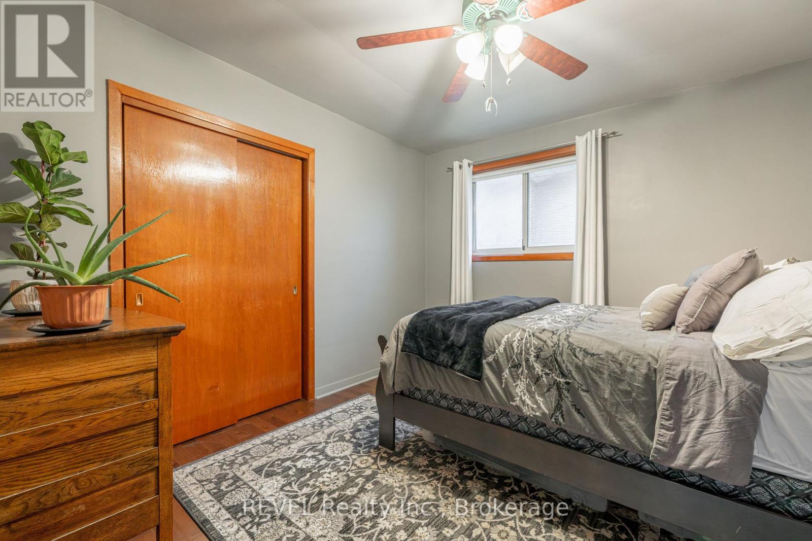 11 Lindbergh Drive, Fort Erie, Ontario L2A 2Z5 - Photo 21 - X12550066