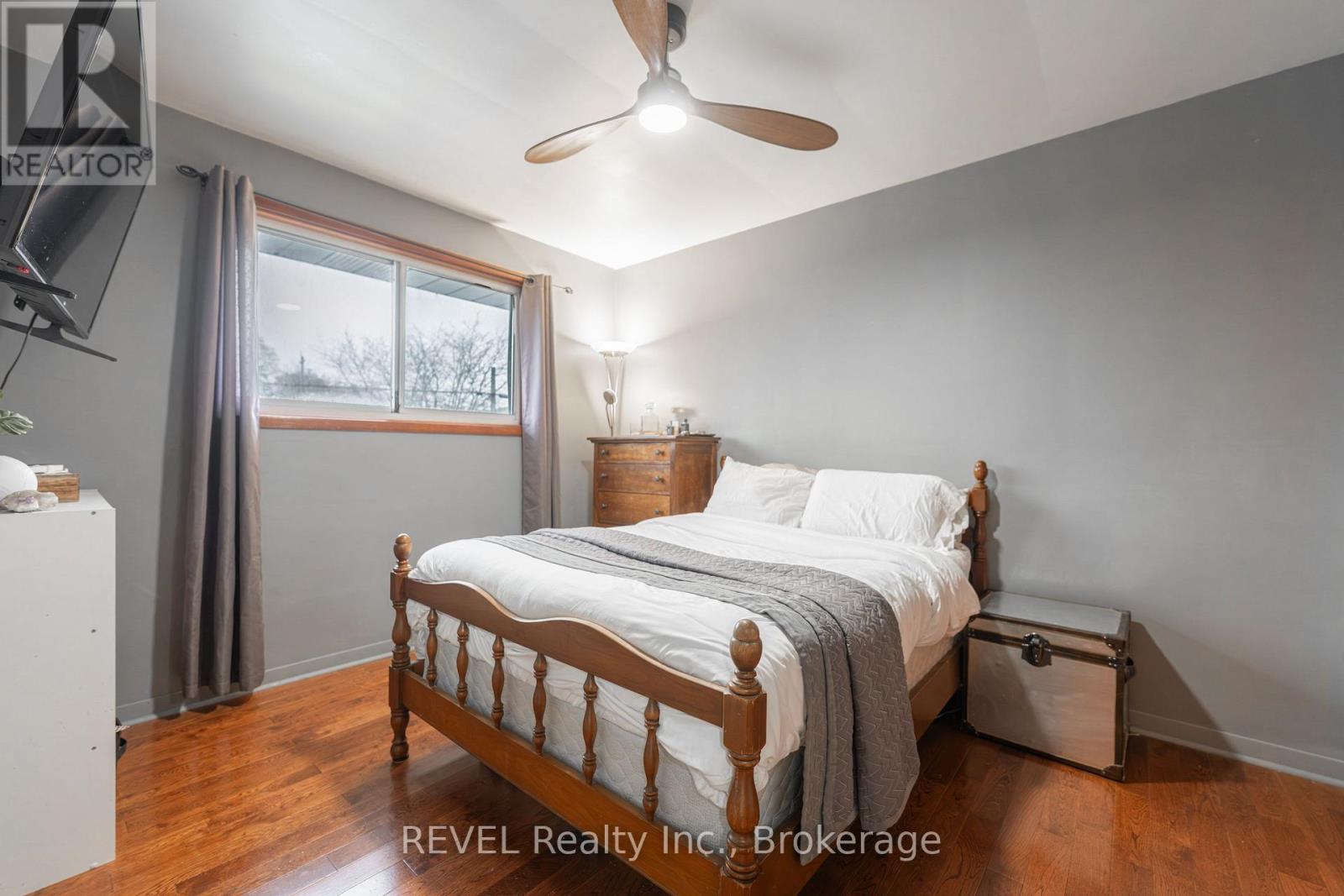 11 Lindbergh Drive, Fort Erie, Ontario L2A 2Z5 - Photo 22 - X12550066