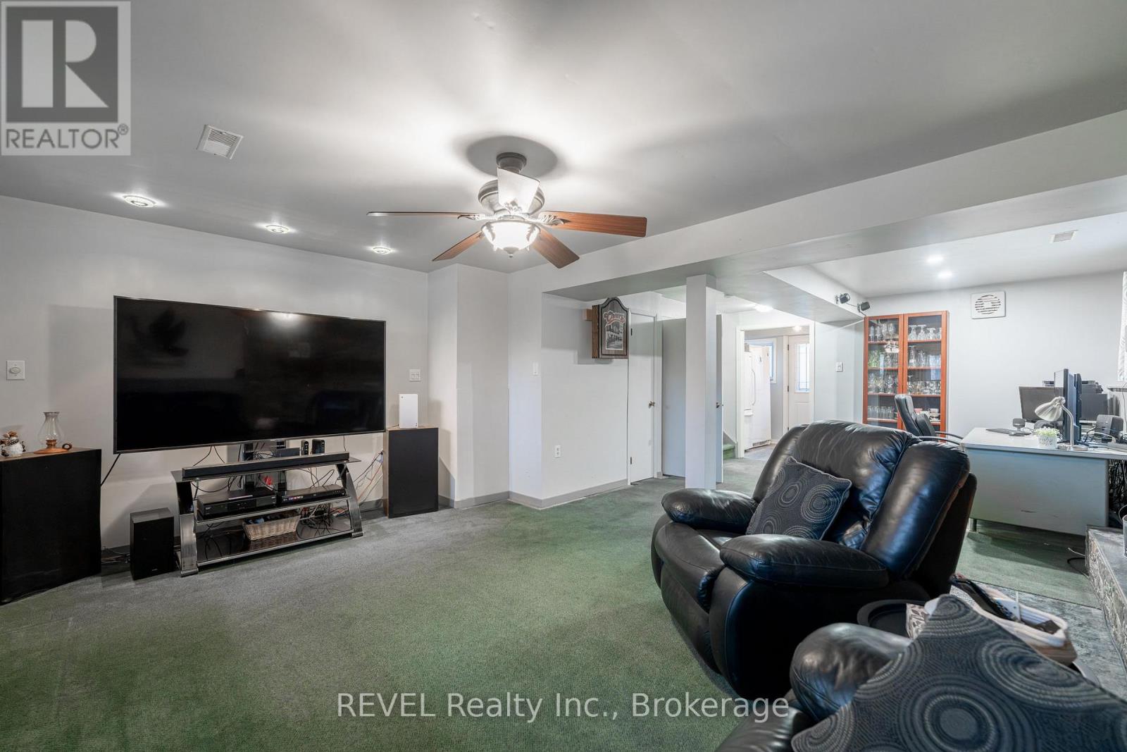 11 Lindbergh Drive, Fort Erie, Ontario L2A 2Z5 - Photo 33 - X12550066