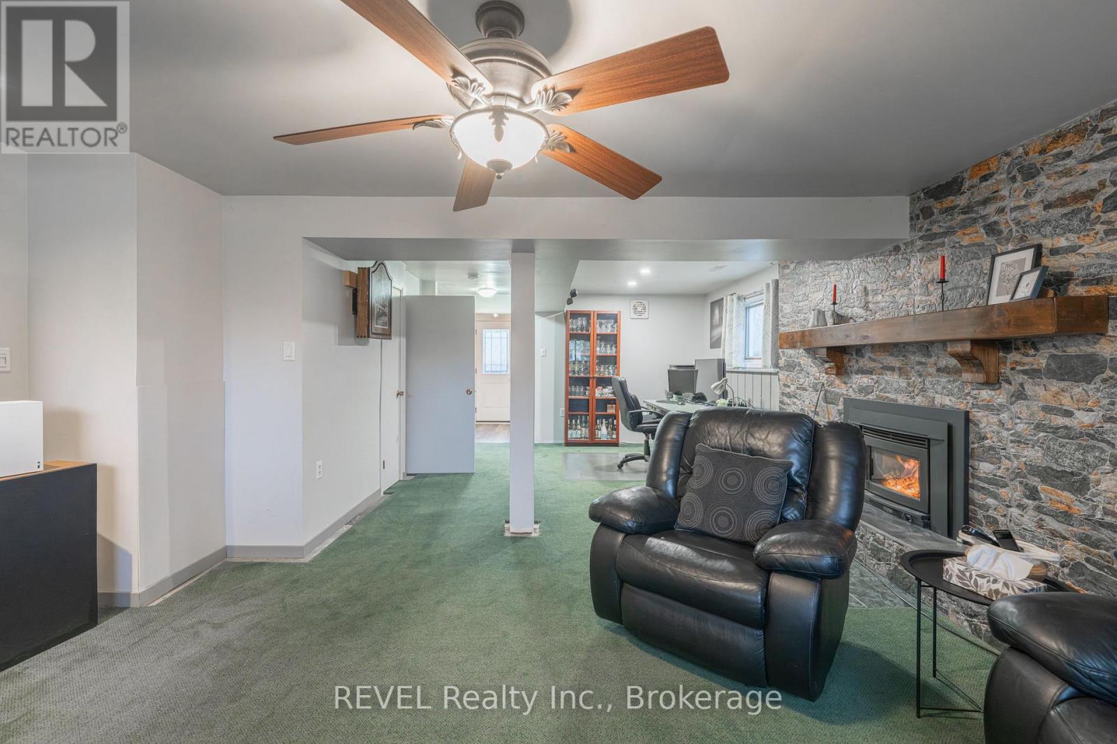 11 Lindbergh Drive, Fort Erie, Ontario L2A 2Z5 - Photo 34 - X12550066