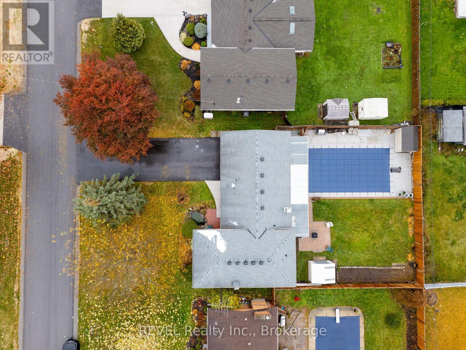 11 Lindbergh Drive, Fort Erie, Ontario L2A 2Z5 - Photo 46 - X12550066