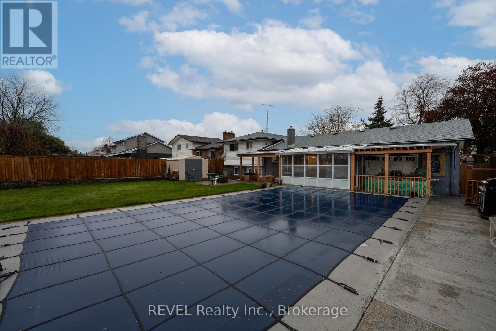 11 Lindbergh Drive, Fort Erie, Ontario L2A 2Z5 - Photo 49 - X12550066