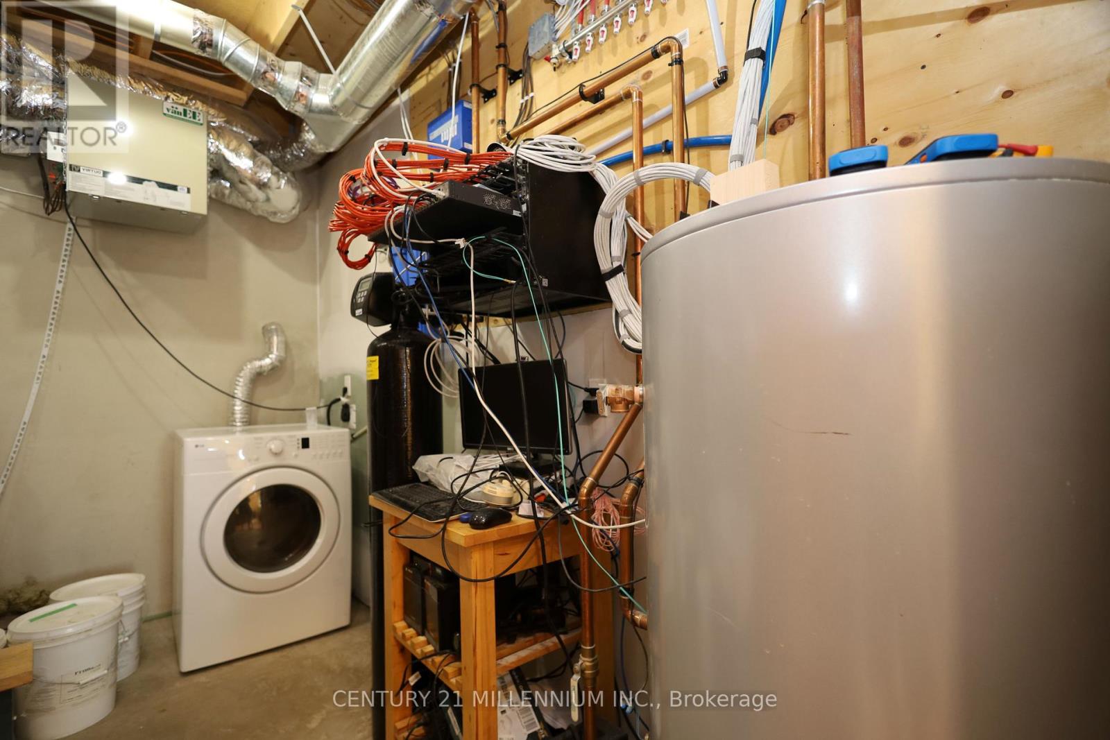 322066 Concession Road 6-7, East Luther Grand Valley, Ontario L9W 0W8 - Photo 49 - X12336542