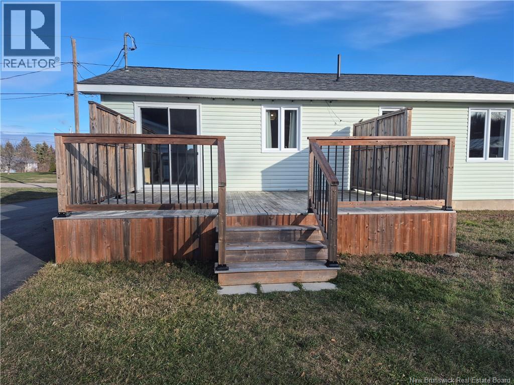 540 Rue Des Cedres, Petit-Rocher, New Brunswick  E8J 1P9 - Photo 4 - NB130139
