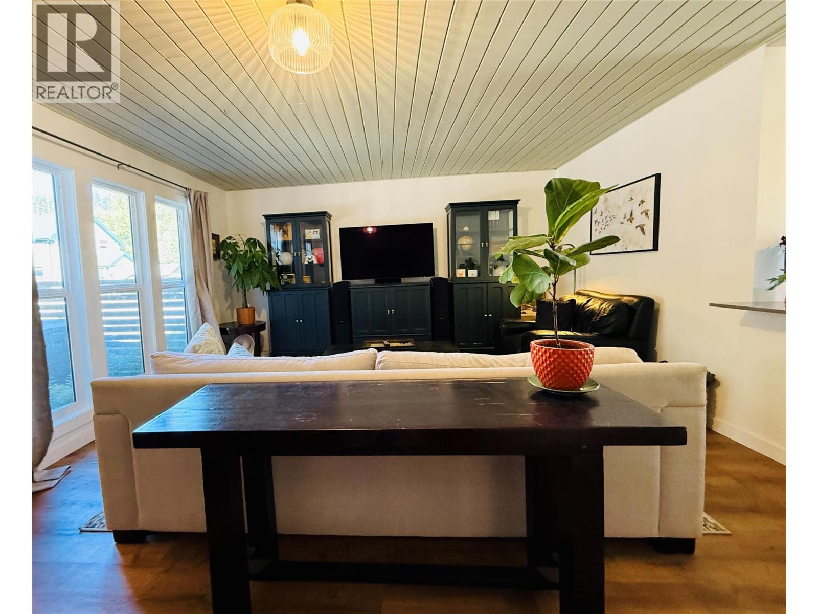 350a Kimberley Avenue, Kimberley, British Columbia  V1A 2J1 - Photo 4 - 10363707