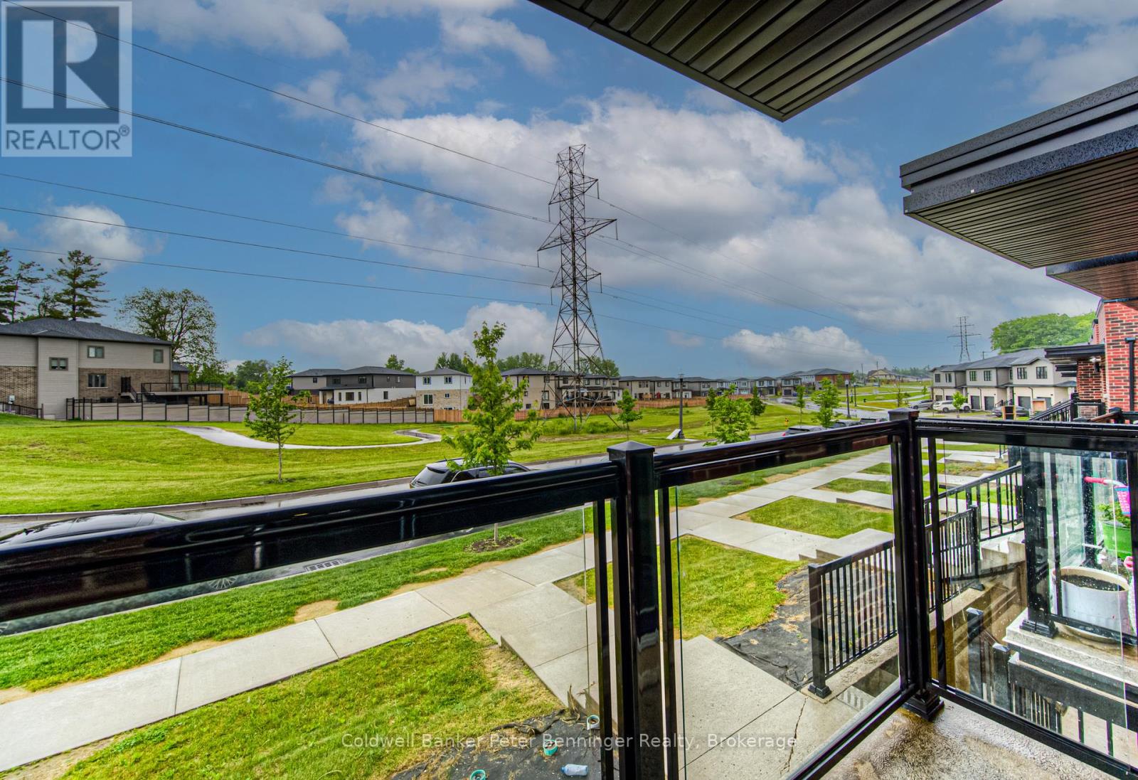 253 Chapel Hill Drive, Kitchener, Ontario N2R 0S4 - Photo 37 - X12550058