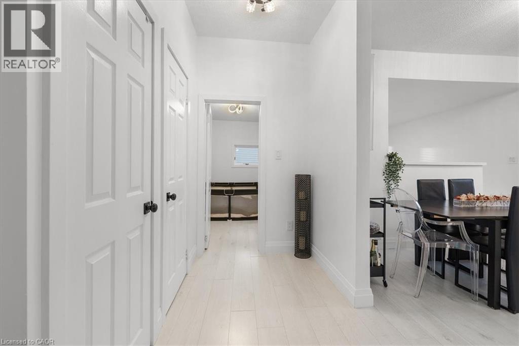 39 Division Street, Hamilton, Ontario  L8H 4Z7 - Photo 11 - 40786803