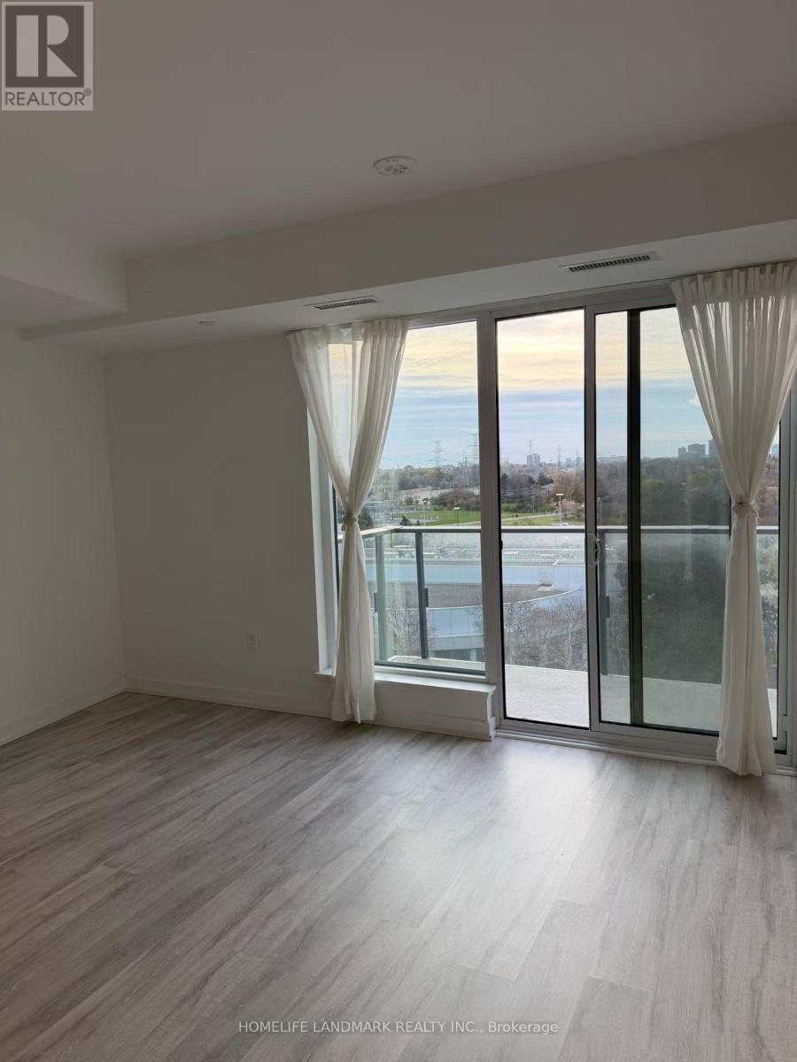 7 Golden Lion Heights, Toronto, Ontario  M2M 3T9 - Photo 7 - C12550078