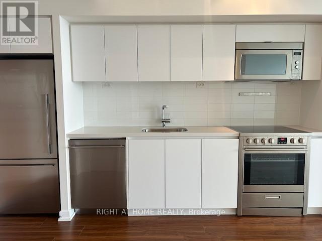 4610 - 75 Queens Wharf Road, Toronto, Ontario  M5V 0J8 - Photo 6 - C12550098