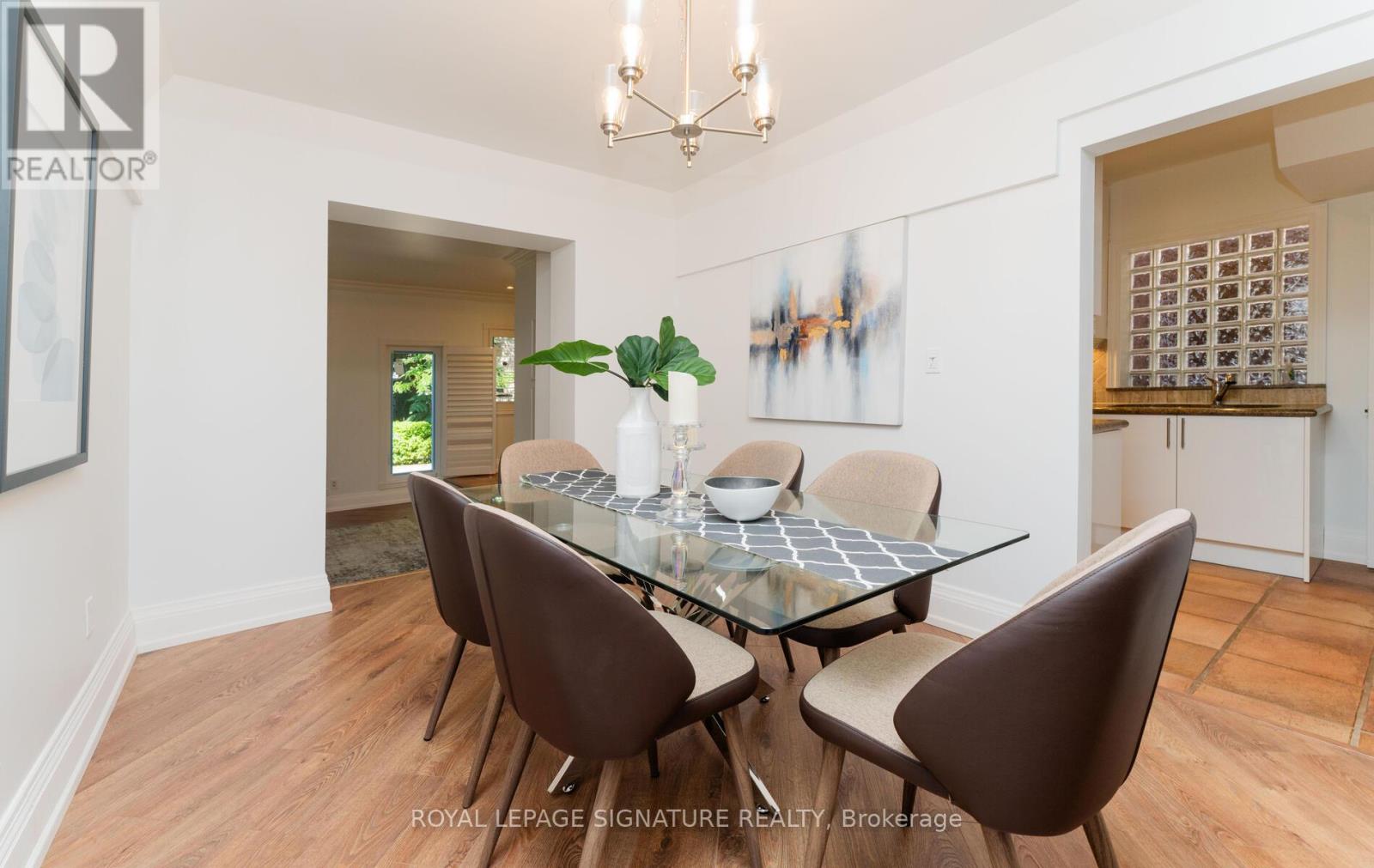 174 Woburn Avenue, Toronto, Ontario  M5M 1K7 - Photo 11 - C12550100