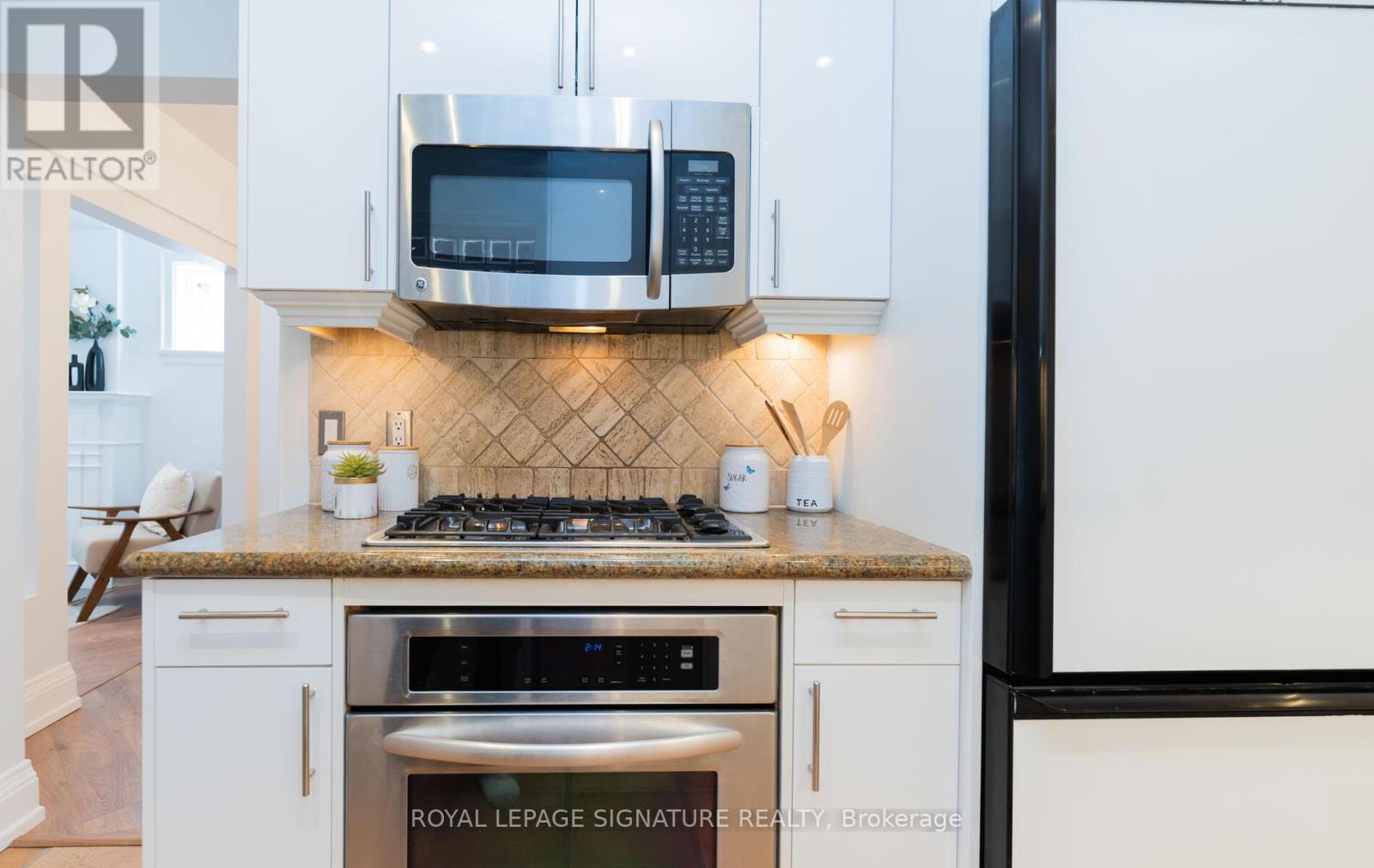 174 Woburn Avenue, Toronto, Ontario  M5M 1K7 - Photo 19 - C12550100