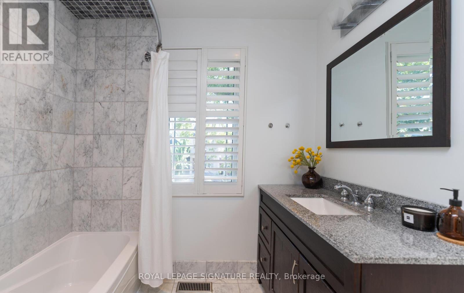 174 Woburn Avenue, Toronto, Ontario  M5M 1K7 - Photo 40 - C12550100