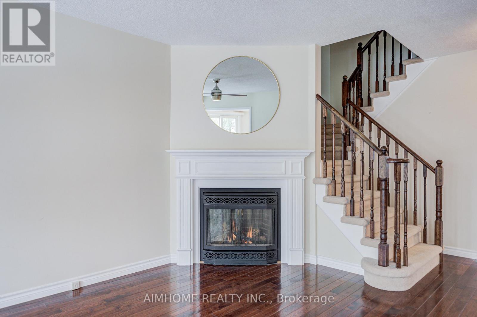 562 Mcbean Avenue, Newmarket, Ontario  L3X 2N5 - Photo 20 - N12550082