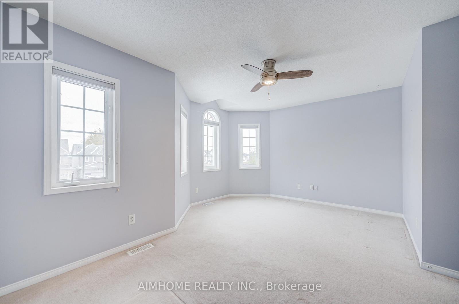 562 Mcbean Avenue, Newmarket, Ontario  L3X 2N5 - Photo 43 - N12550082