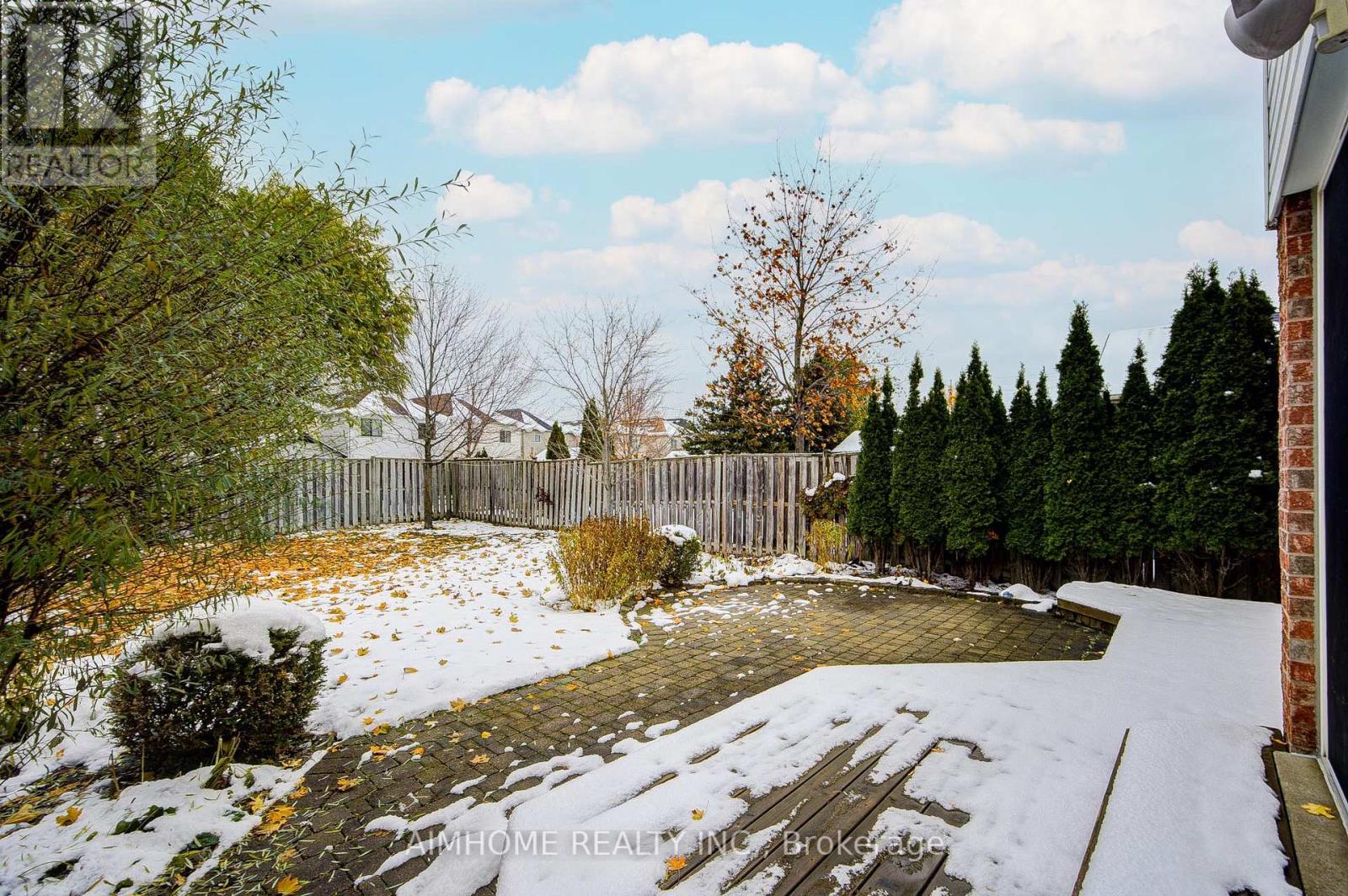 562 Mcbean Avenue, Newmarket, Ontario  L3X 2N5 - Photo 48 - N12550082