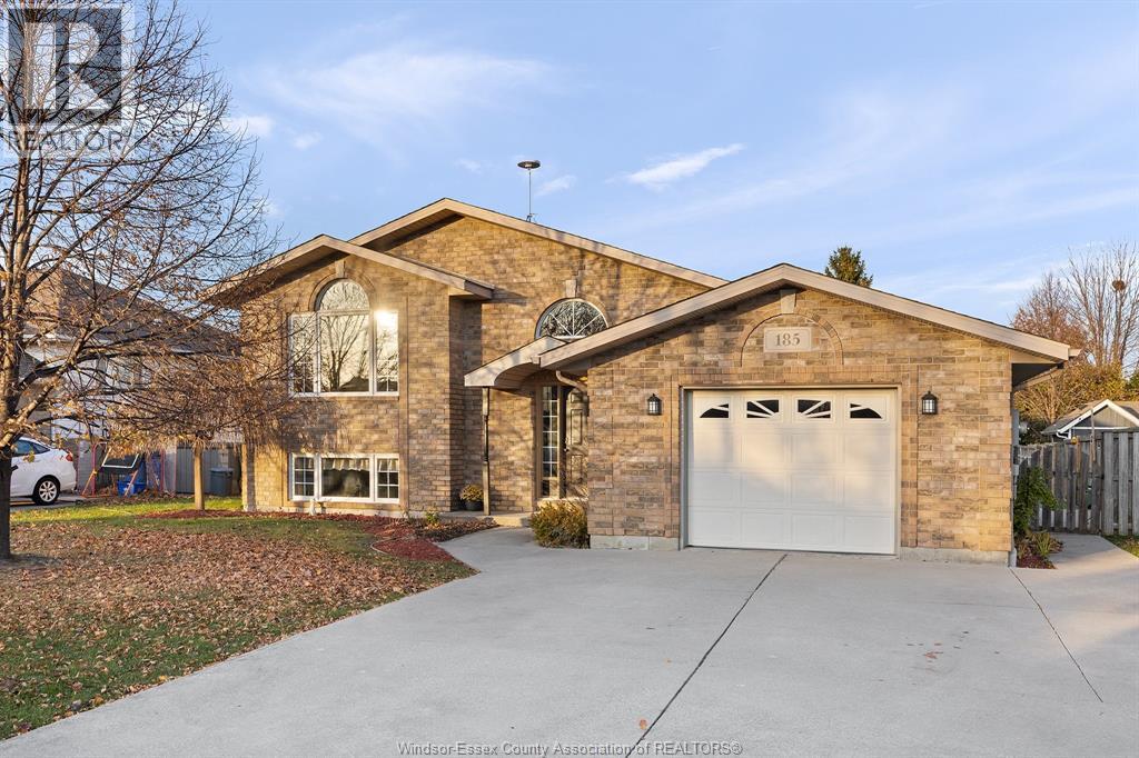 MLS# 25028645: 185 WOODVIEW DRIVE, Essex, Canada