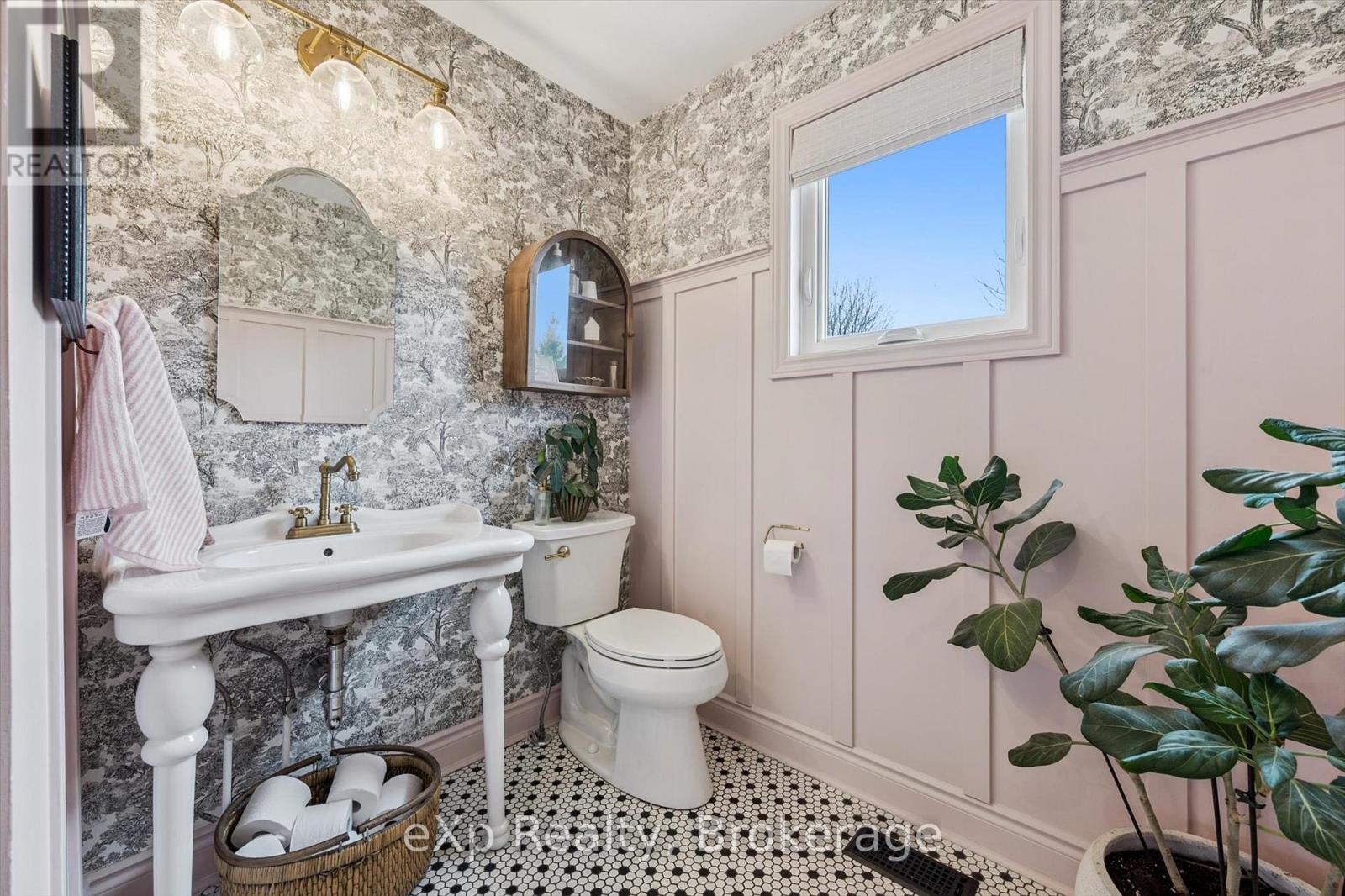 7223 Wellington Rd 51 Road, Guelph/eramosa, Ontario N0B 1B0 - Photo 30 - X12550134