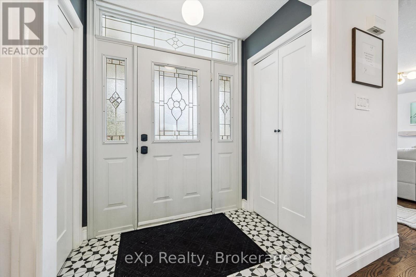 7223 Wellington Rd 51 Road, Guelph/eramosa, Ontario N0B 1B0 - Photo 7 - X12550134