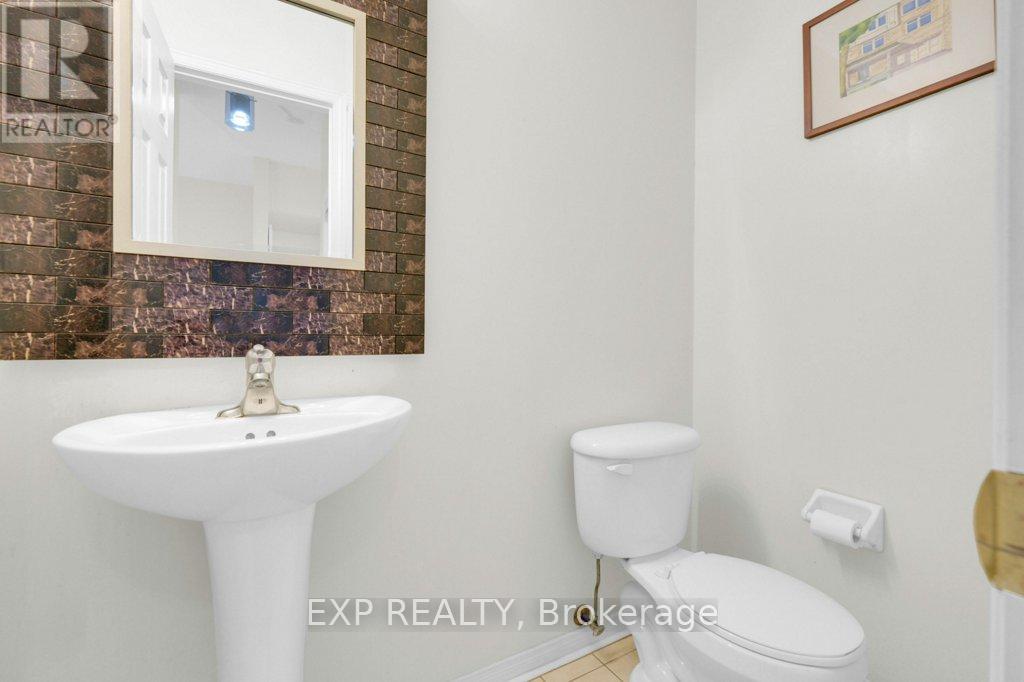 13 - 7035 Rexwood Road, Mississauga, Ontario  L4T 4M6 - Photo 11 - W12550070