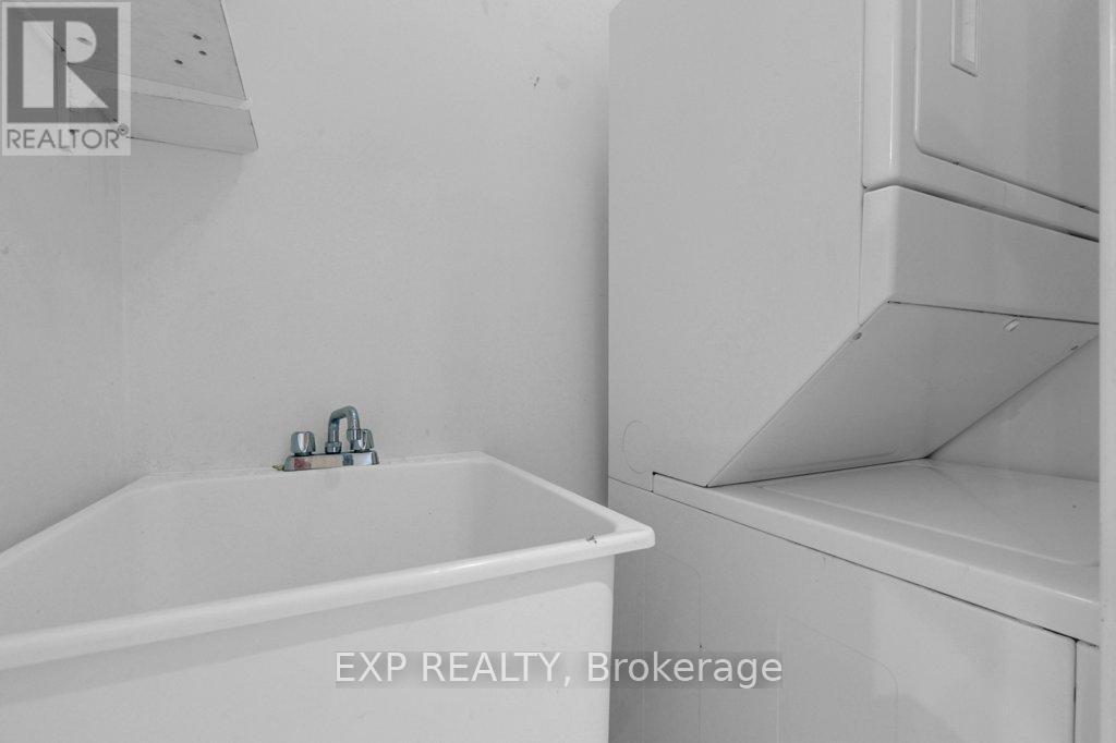 13 - 7035 Rexwood Road, Mississauga, Ontario  L4T 4M6 - Photo 12 - W12550070