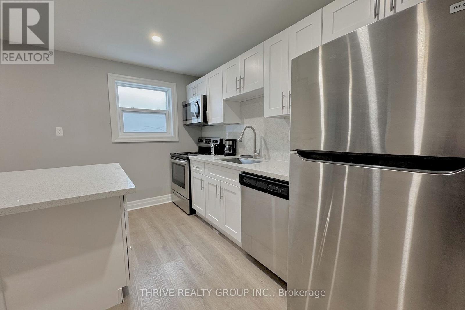 2 - 100 King Edward Avenue, London South, Ontario  N5Z 3T1 - Photo 2 - X12550132