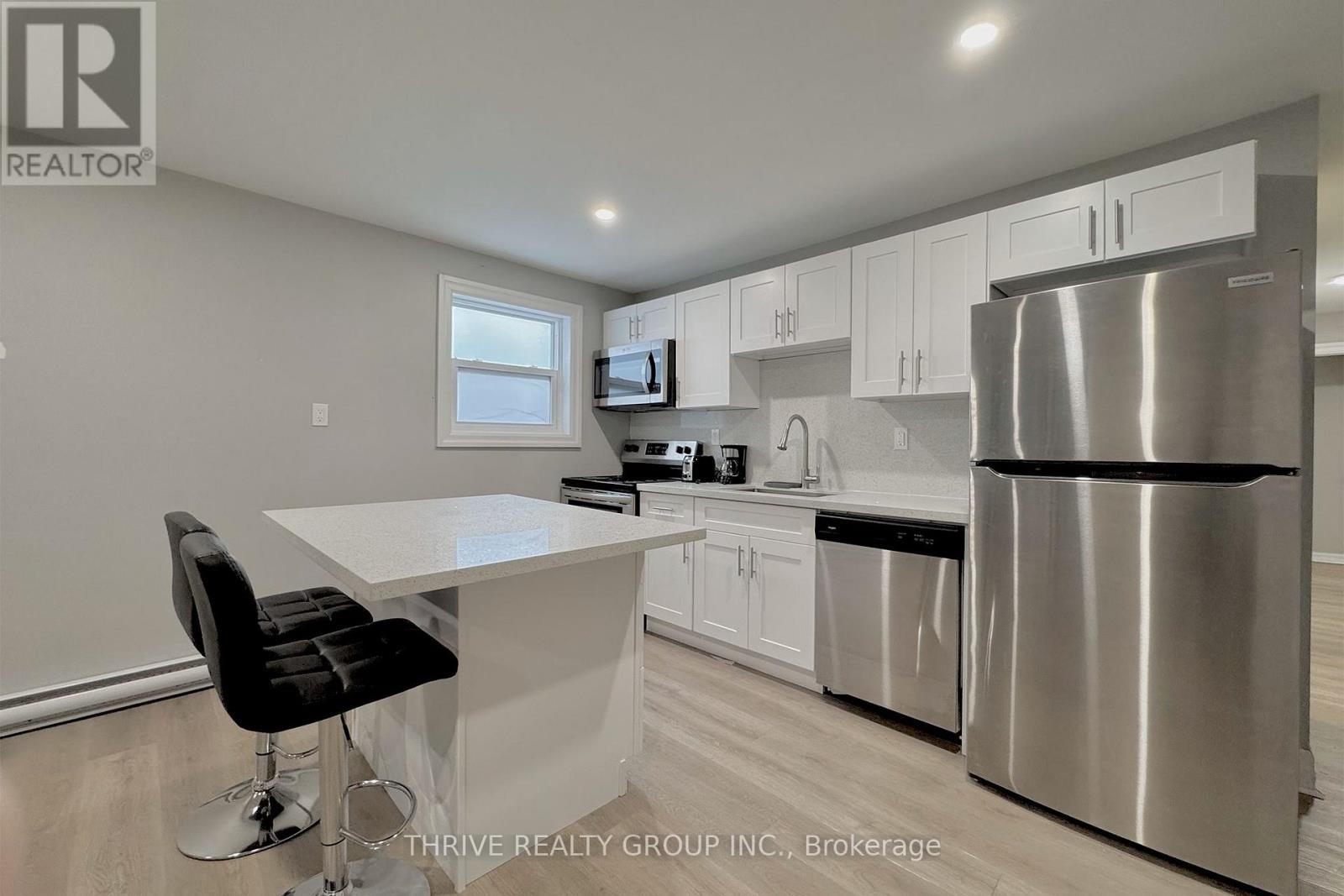 2 - 100 King Edward Avenue, London South, Ontario  N5Z 3T1 - Photo 4 - X12550132