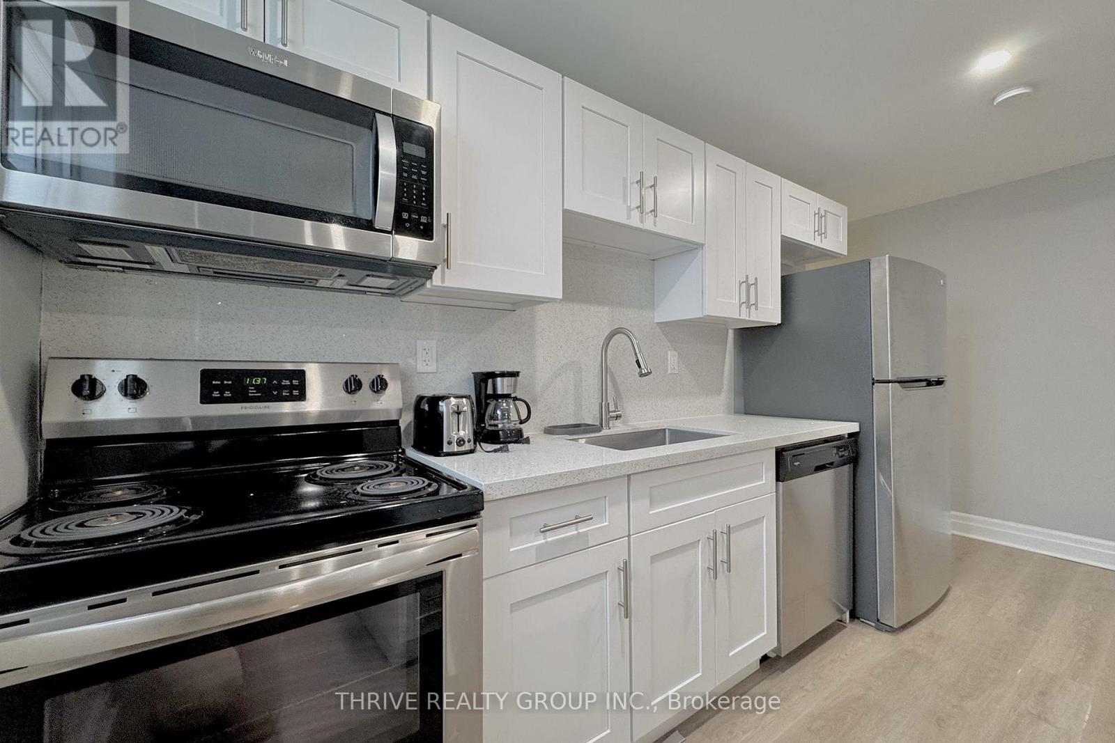 2 - 100 King Edward Avenue, London South, Ontario  N5Z 3T1 - Photo 6 - X12550132