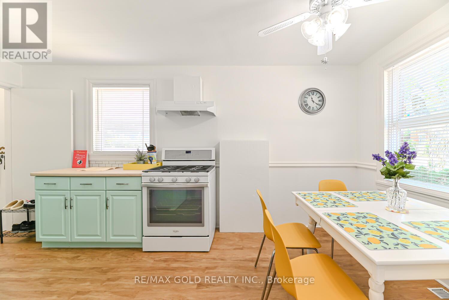 369 York Road, Guelph, Ontario  N1E 3H2 - Photo 14 - X12550060