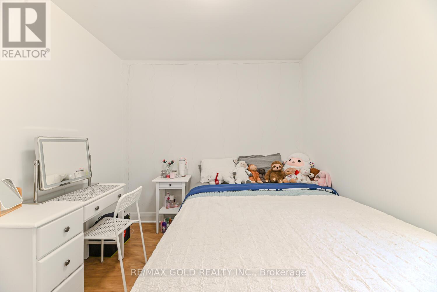 369 York Road, Guelph, Ontario  N1E 3H2 - Photo 25 - X12550060