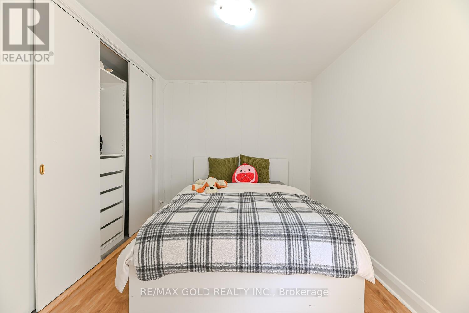 369 York Road, Guelph, Ontario  N1E 3H2 - Photo 27 - X12550060