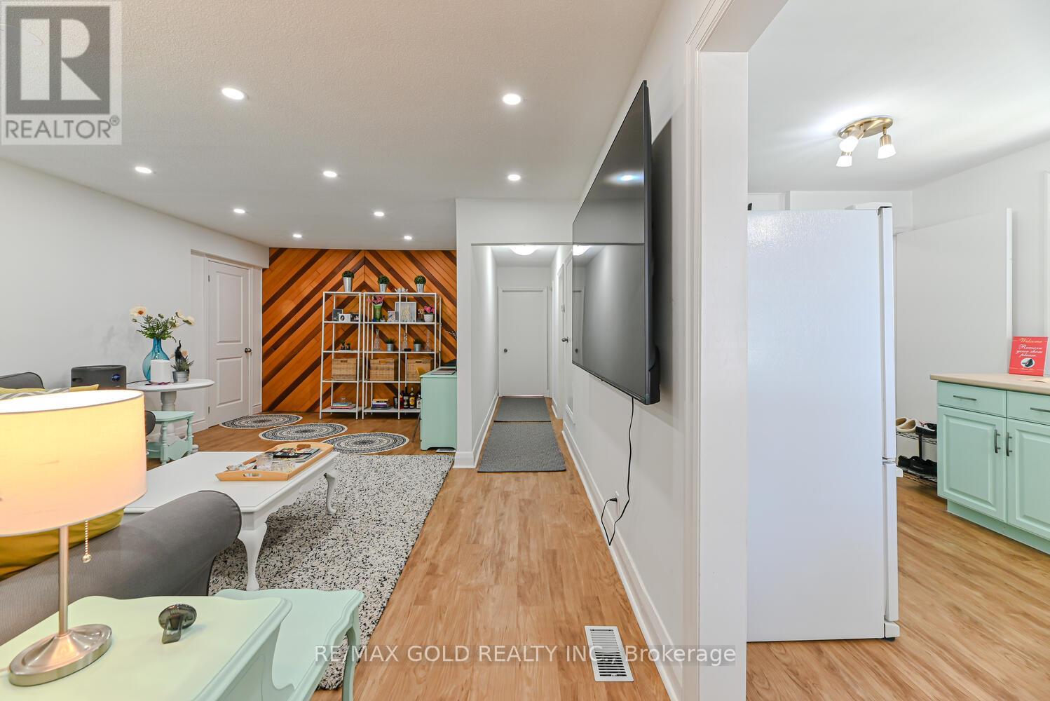 369 York Road, Guelph, Ontario  N1E 3H2 - Photo 8 - X12550060