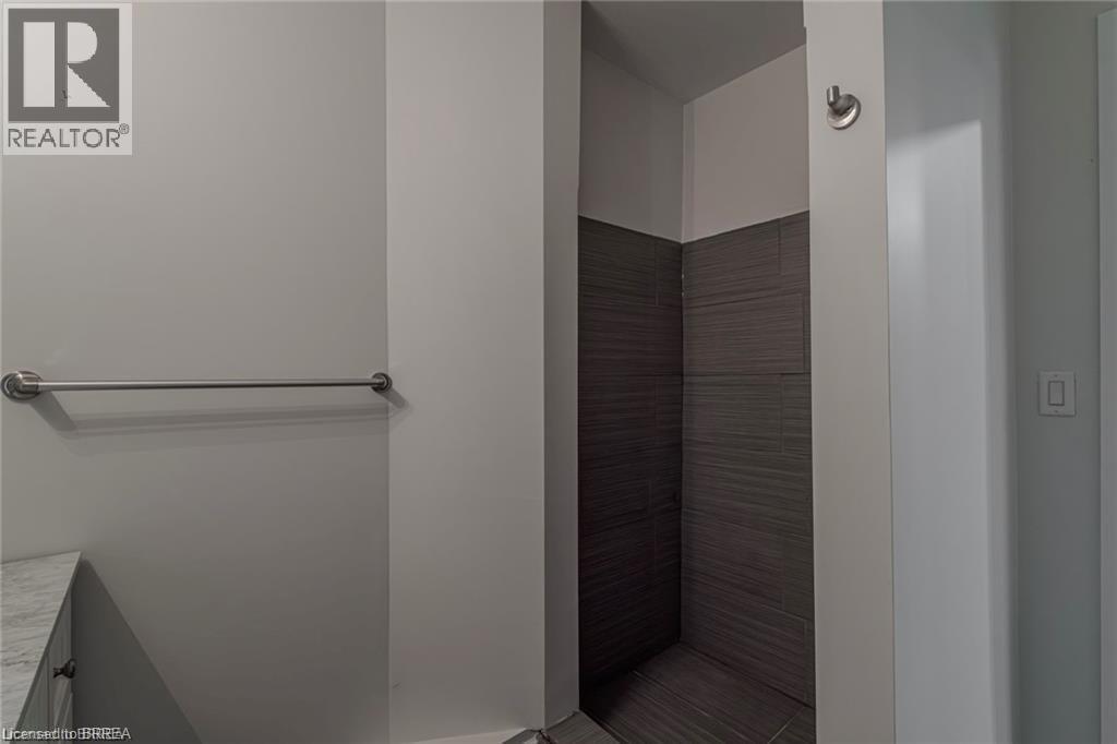 5 Halls Avenue, Brantford, Ontario  N3T 3X2 - Photo 13 - 40788515