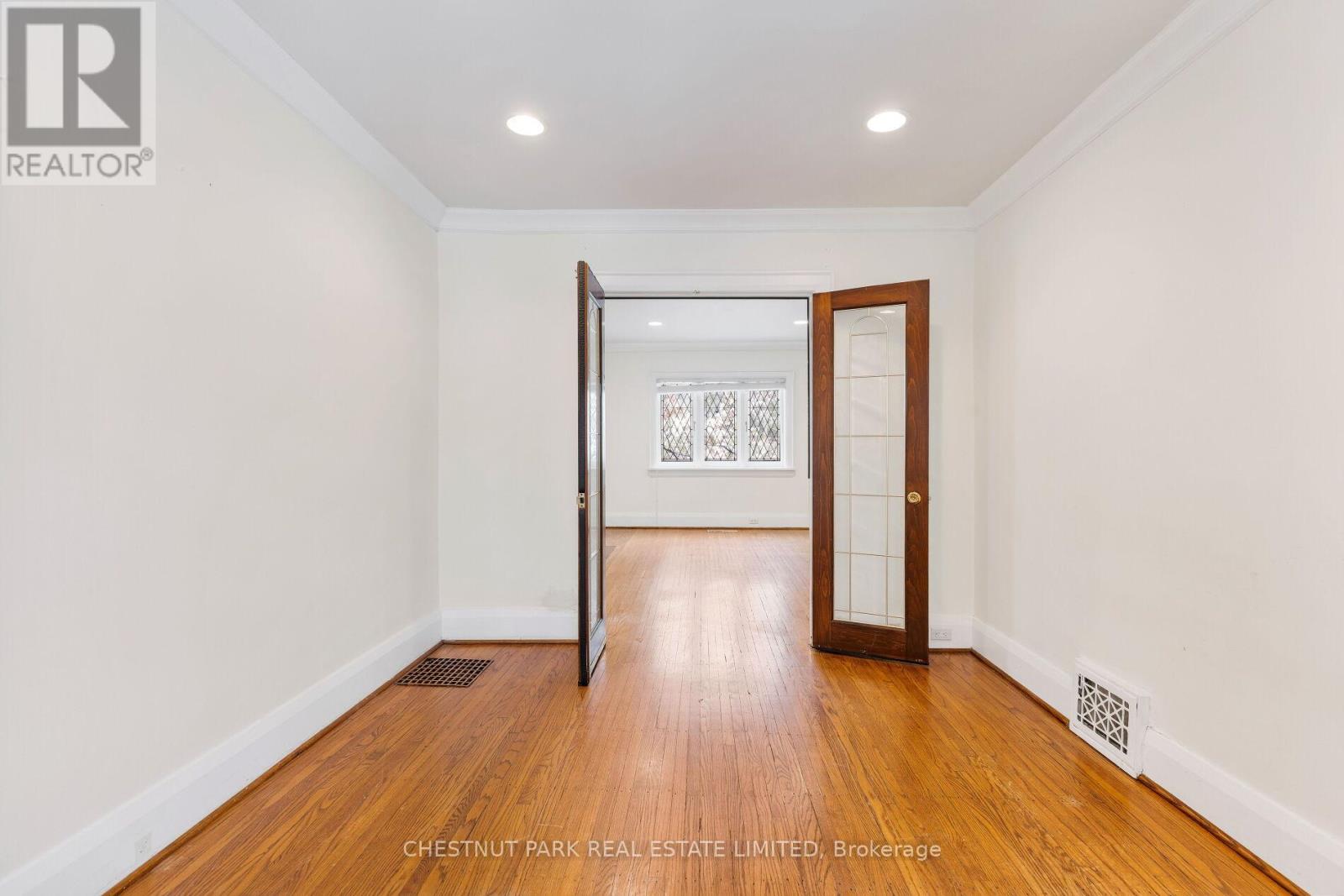 511 Davenport Road, Toronto, Ontario  M4V 1B8 - Photo 13 - C12550104