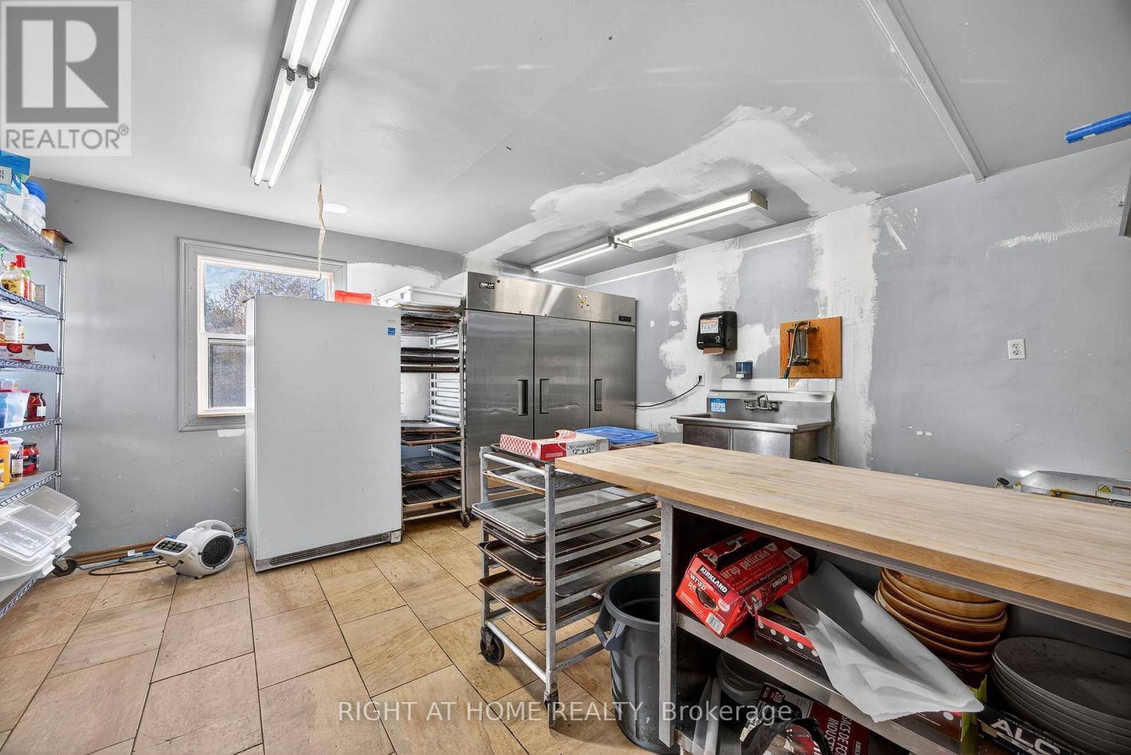 6273 Simcoe County 169 Road, Orillia, Ontario  L3V 8E3 - Photo 29 - S12545846