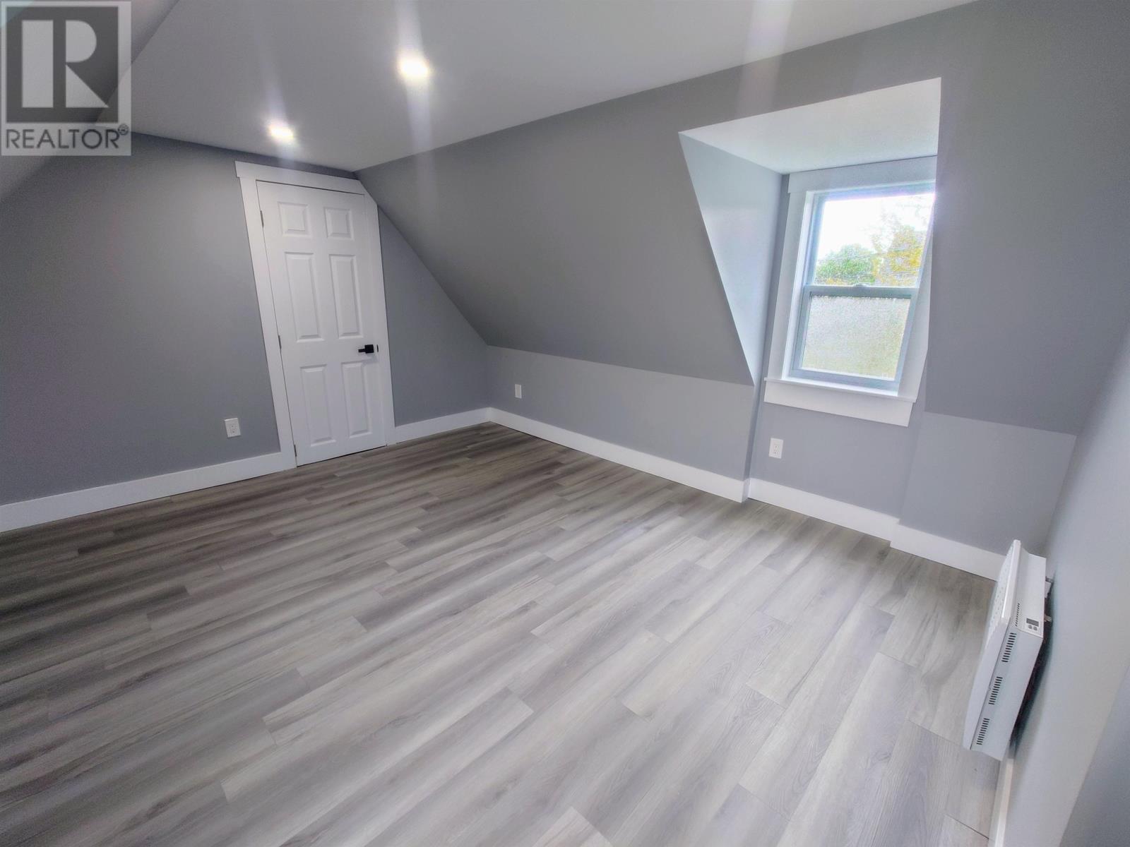 41 Main Drive East, Miscouche, Prince Edward Island C0B 1T0 - Photo 3 - 202528070