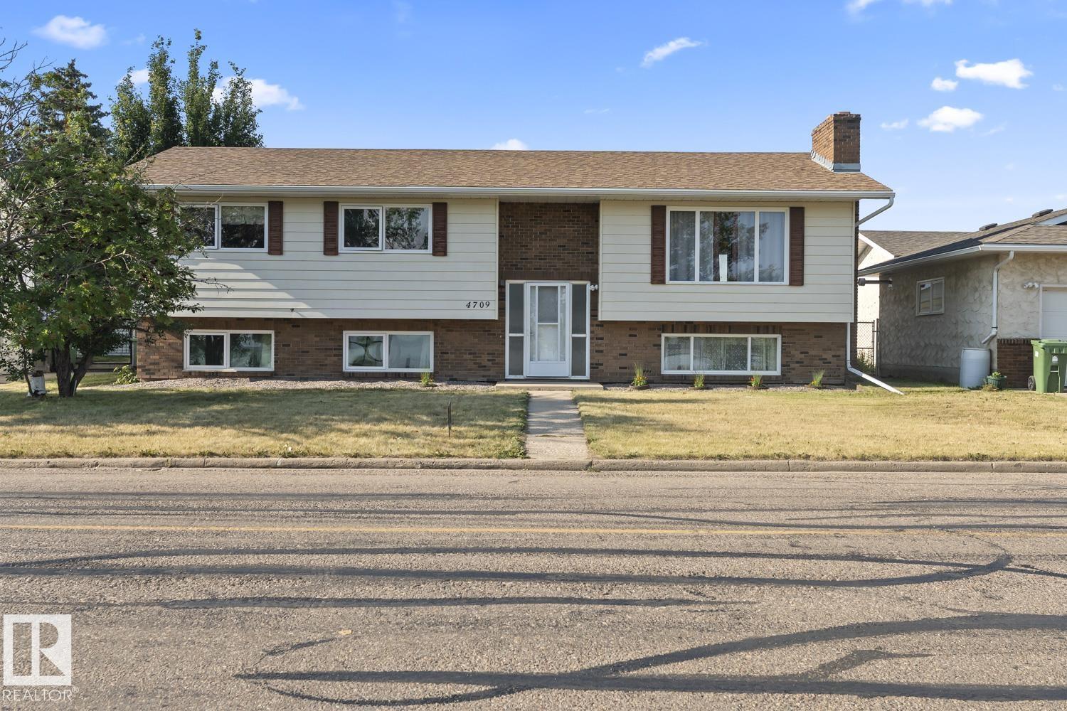 4709 Lakeshore Dr, Bonnyville Town, Alberta  T9N 1P9 - Photo 1 - E4448825