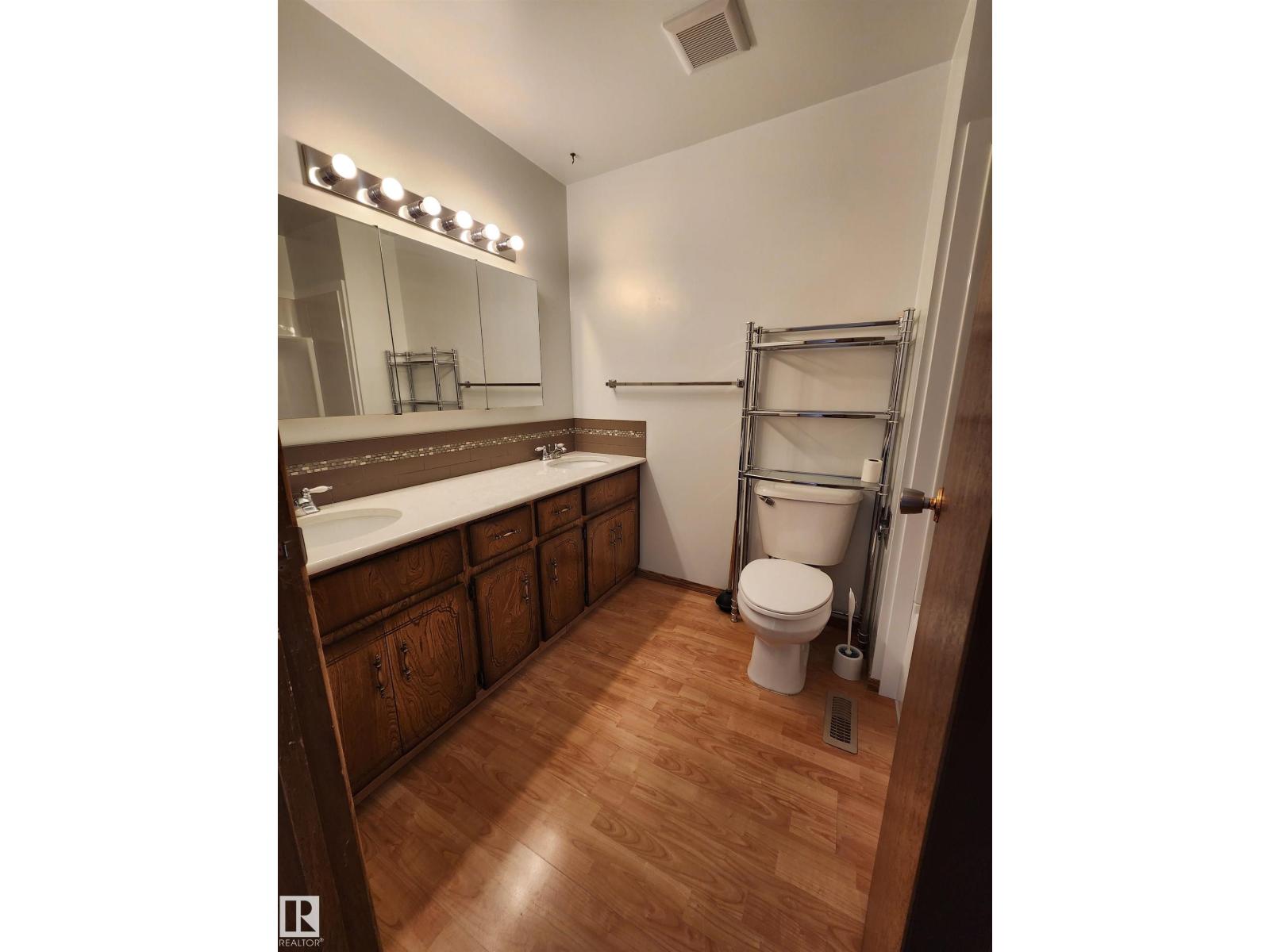 4709 Lakeshore Dr, Bonnyville Town, Alberta  T9N 1P9 - Photo 12 - E4448825