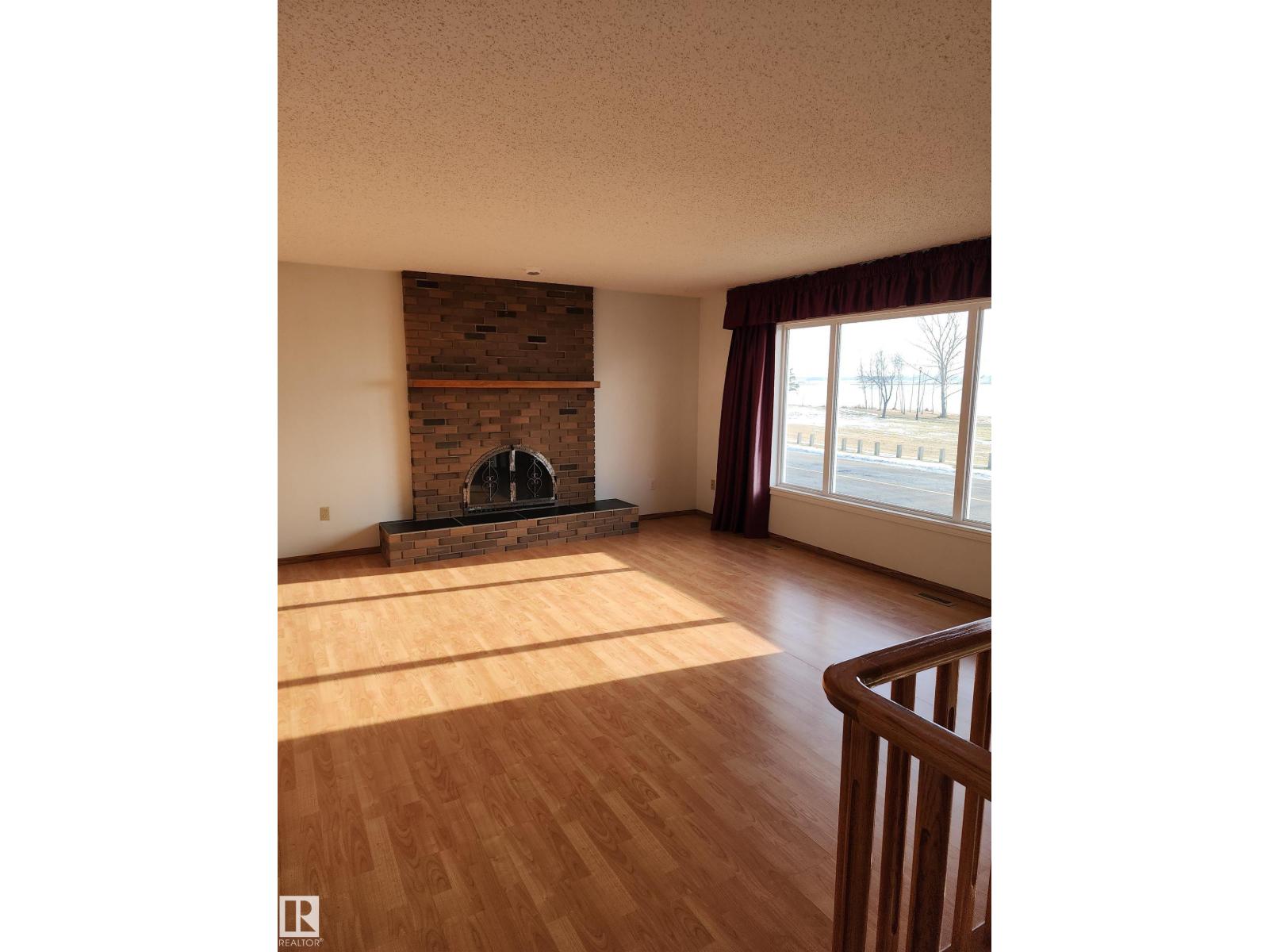 4709 Lakeshore Dr, Bonnyville Town, Alberta  T9N 1P9 - Photo 9 - E4448825