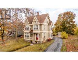 359 Granville Street E