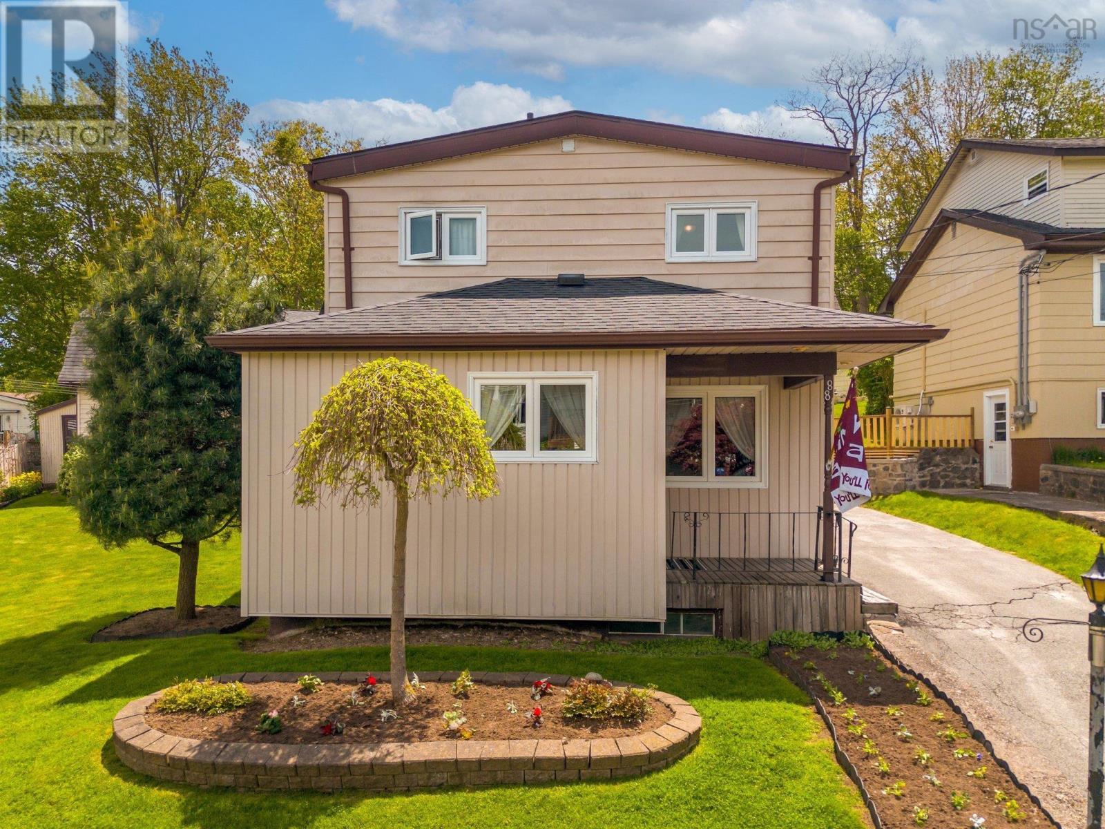 Property at 88 Armada Drive image 3