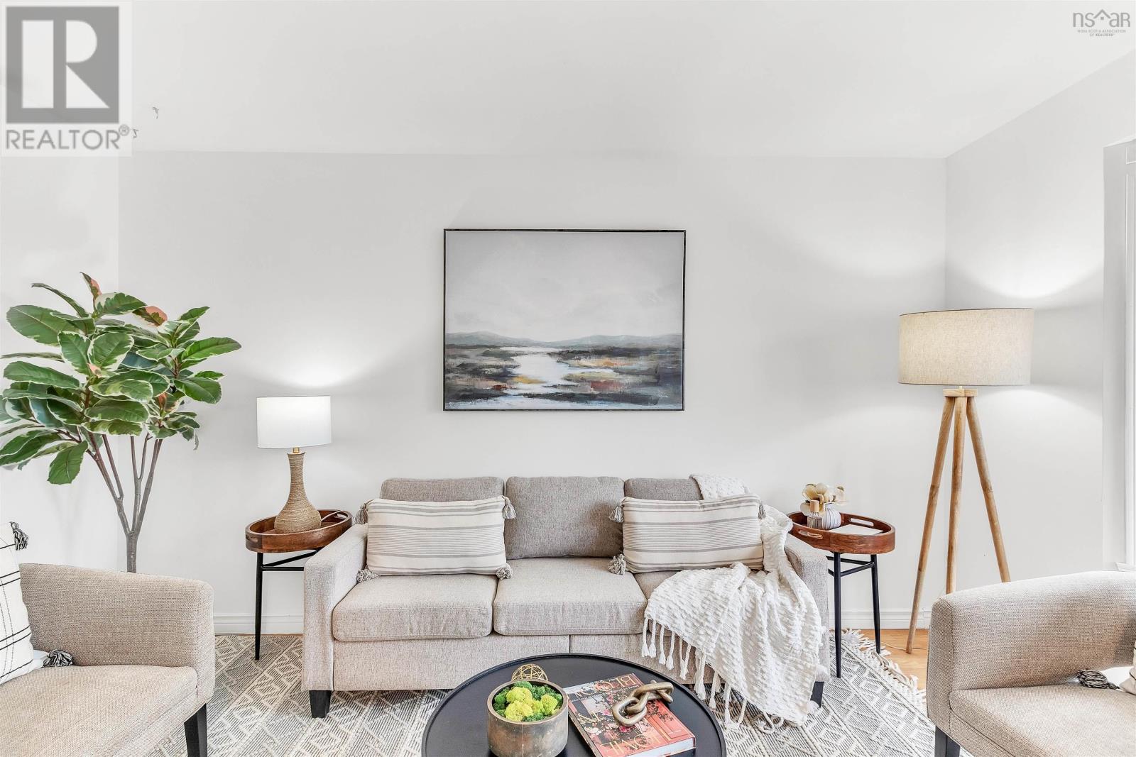 Property at 63 Cannon Crescent image 5