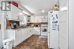 1296 Valerie Crescent W, Oakville, Ontario  L6J 7E5 - Photo 6 - W12550106