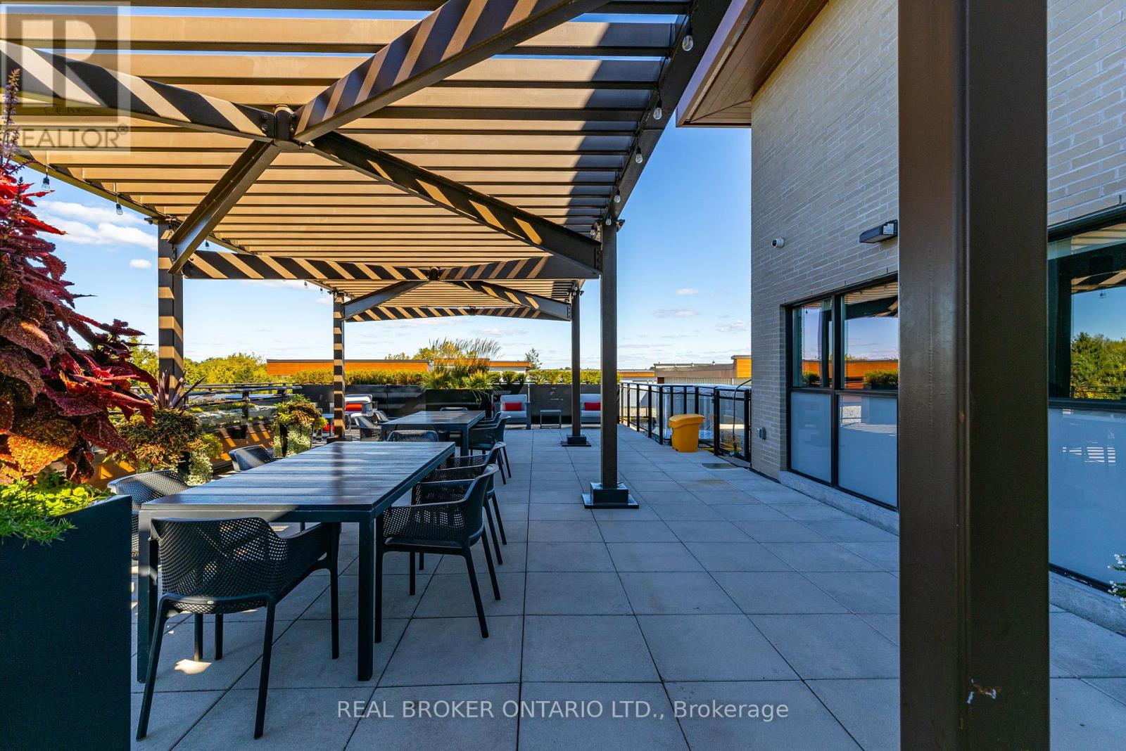 236 - 1575 Lakeshore Road W, Mississauga, Ontario  L5J 1J4 - Photo 38 - W12550120