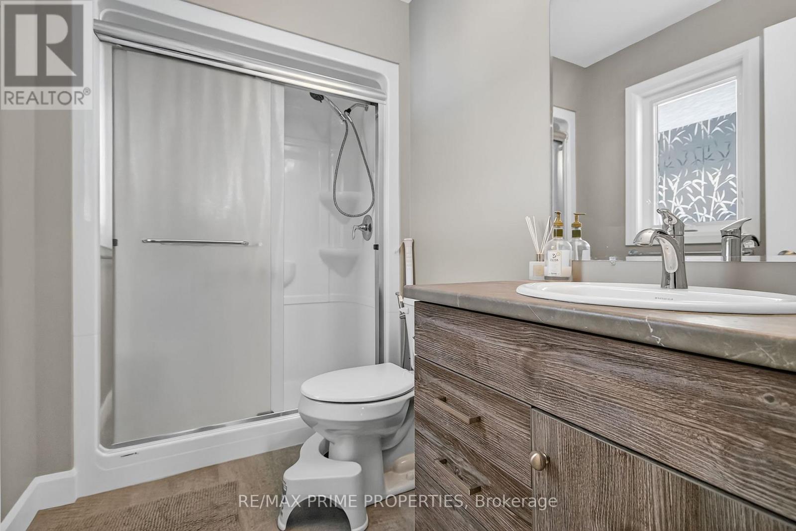 110 Moonstone Crescent, Chatham-Kent, Ontario  N7M 0S2 - Photo 21 - X12550110