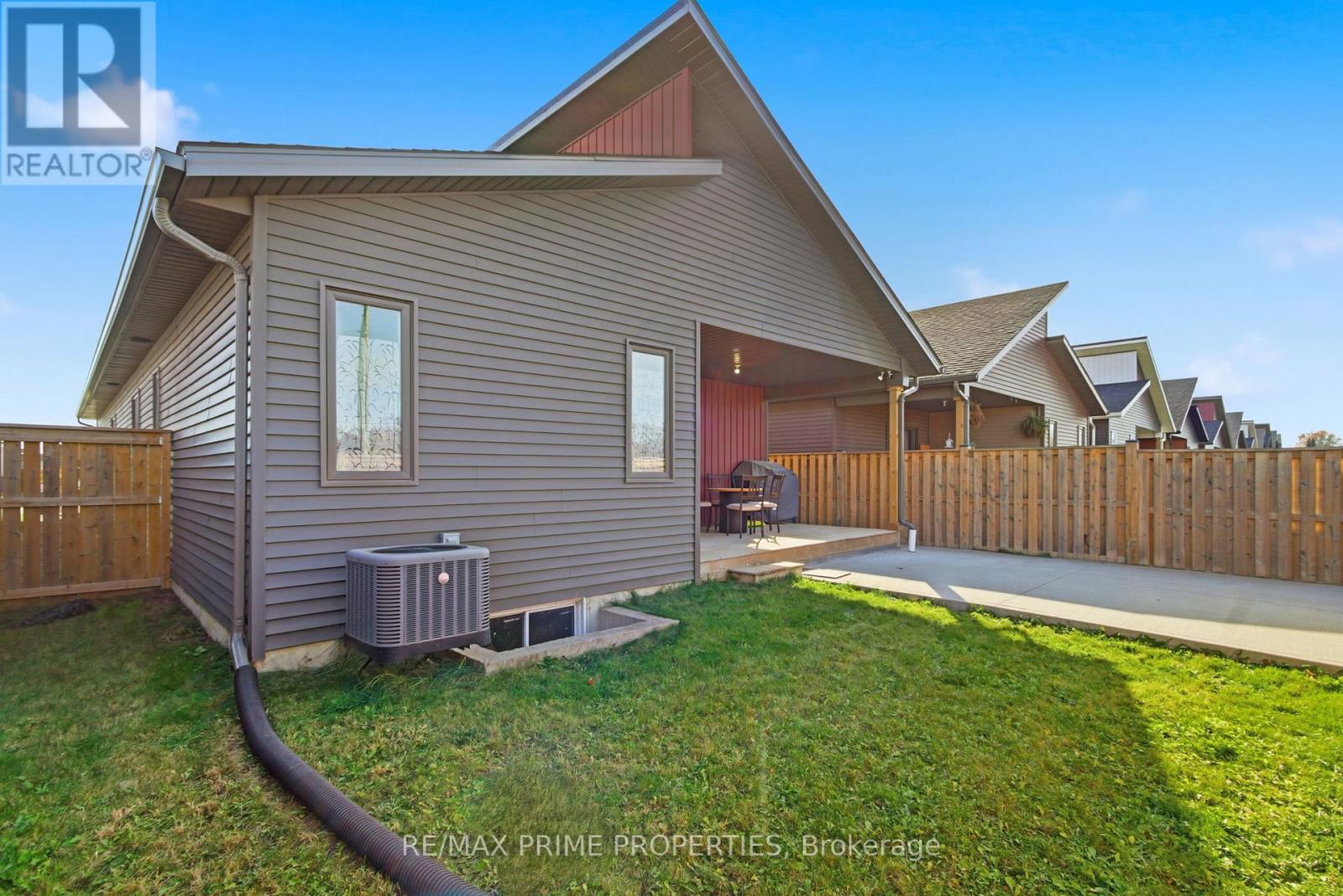 110 Moonstone Crescent, Chatham-Kent, Ontario  N7M 0S2 - Photo 27 - X12550110